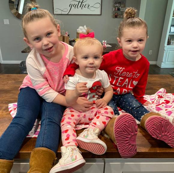 Meet your Posher, Amber - Picture 1 of 1